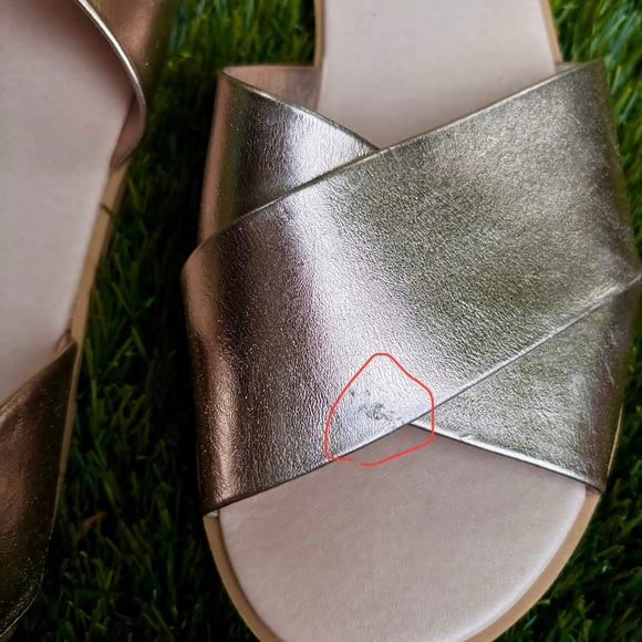 H&M Gold Sandals Crisscross Design - Picture 8 of 9